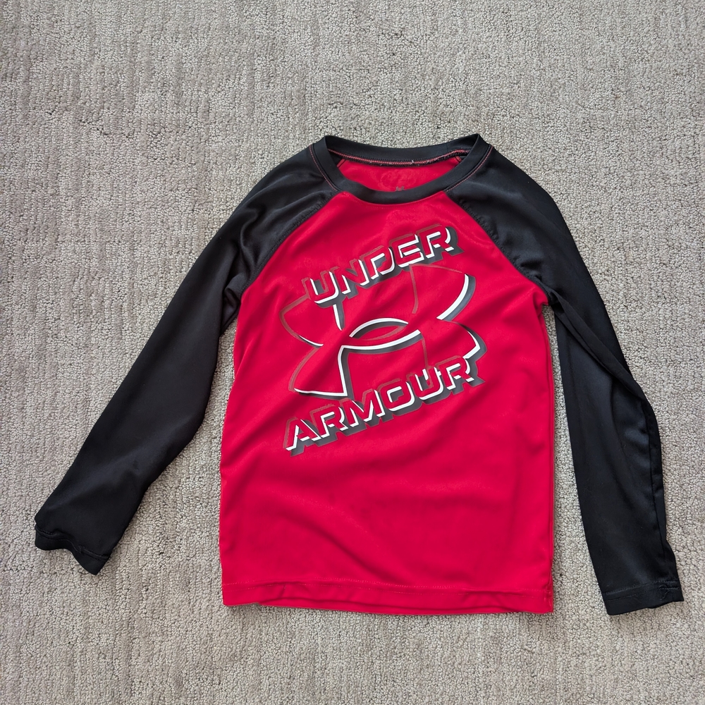 Under Armour Kids Red & Black Long-Sleeve Rash Guard Swim Top